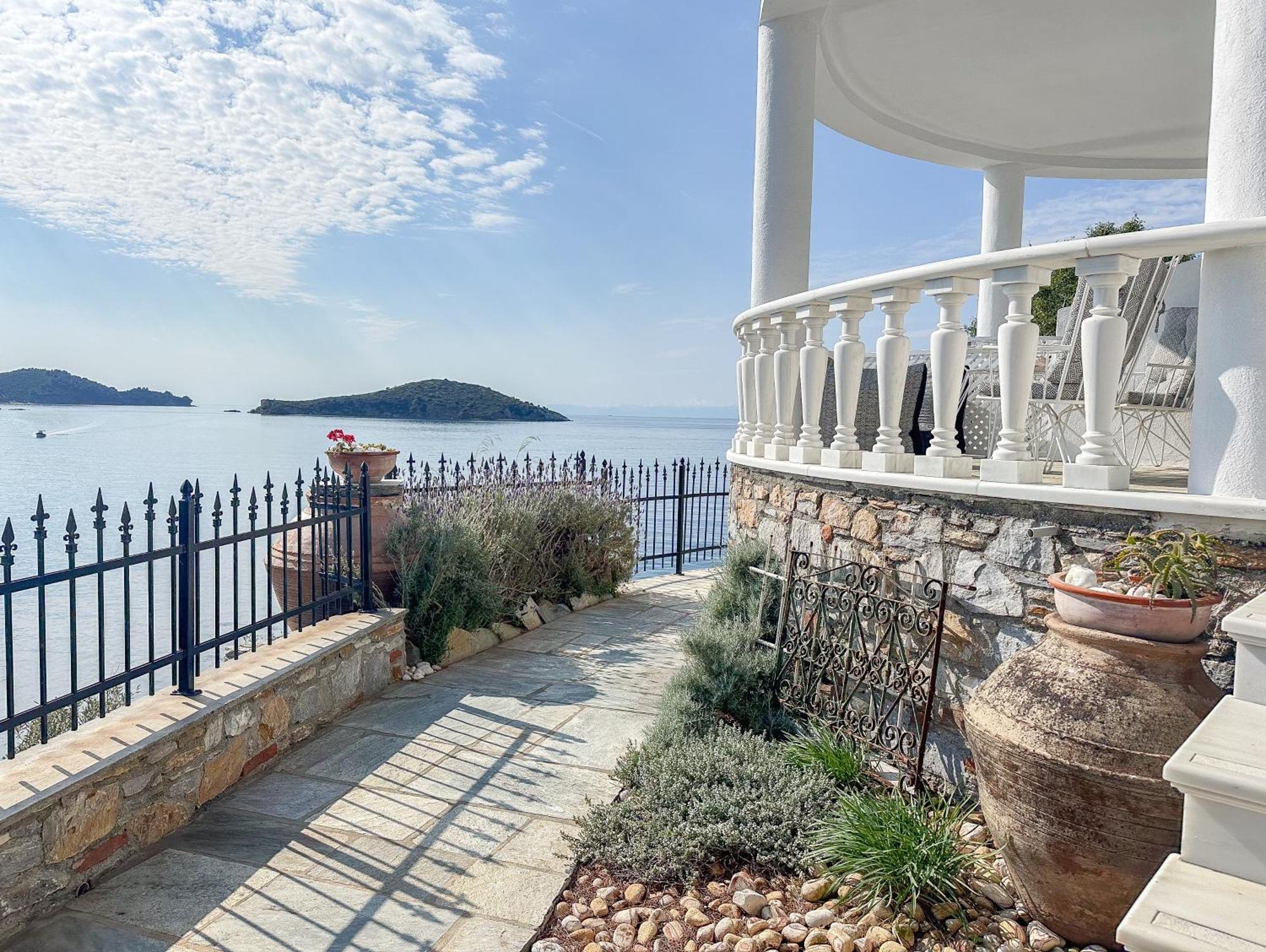 فندق Ourania'S Mansion مدينة سكياثوس المظهر الخارجي الصورة
